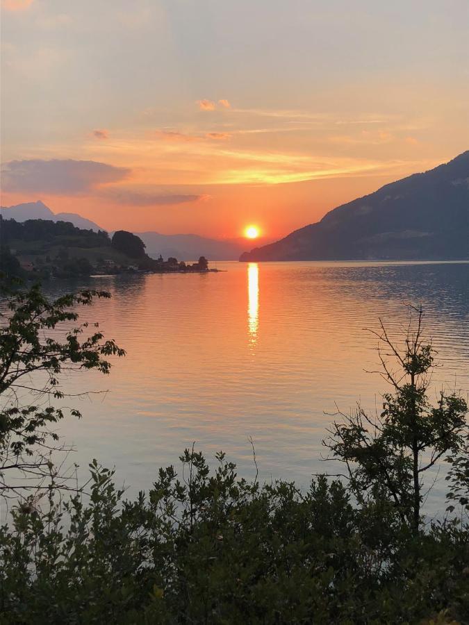Apartmán Privatzimmer Am Thunersee Leissigen Exteriér fotografie